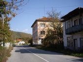 Razbojnik silovao staricu