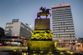 Bačena bomba na vozilo