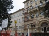 Nedostaje asfalt, radiće se i noću za završetak Gimnazije