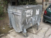 Vranje: Divljaci i noću pale kontejnere