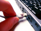 Da li biste izdržali godinu dana bez interneta?