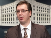 Vučić prima nagradu Najevropljanin