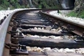 Leskovčani krali šrafove sa šina
