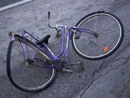 Autom udario biciklistu u Nišu (Ilustracija)