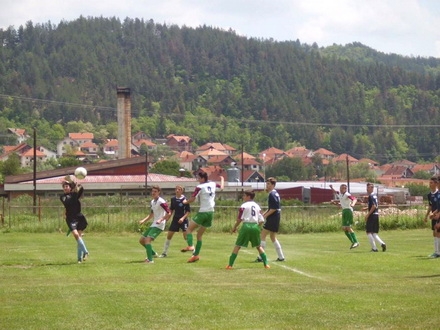 FK  Mladost pioniri