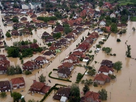 Oko 200 kuća oštećeno u Obrenovcu u poplavama
