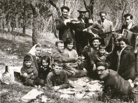 Familija Žabinci na jednoj od proslava 