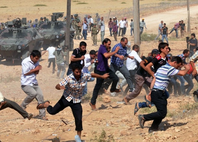100.000 Kurda prebeglo u Tursku (Foto: srbijadanas.com)