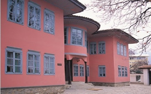 Zgrada haremluka sa istoimenim restoranom foto Panoramio.com 