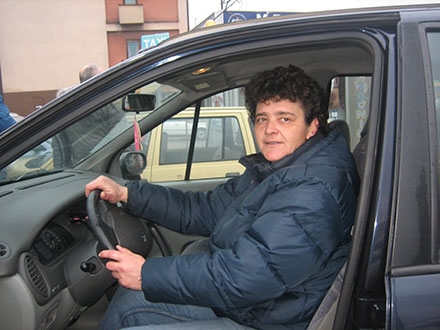 Biserka Zlatković za volanom svoga taksija 