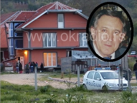 ubijeni Jumer Demirovic ispred porodicne kuce u Vranjskoj Banji - foto: A. Stojkovic