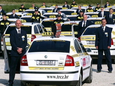 da i Leskovcani uzivaju u voznji Kameo taksija FOTO: Index.hr/Tomislav Kristo