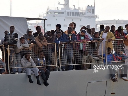 migranti u sred mora pozivali pomoc FOTO:Getty/AFP/Giovanni Isolino