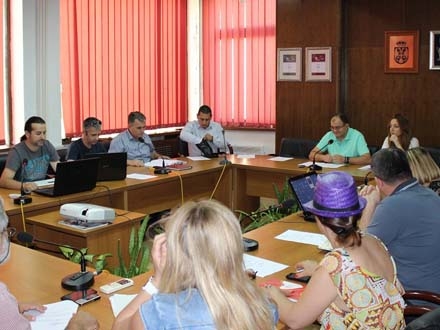 Odbor odlučuje da smanji kapacitet teatra u Vranju 