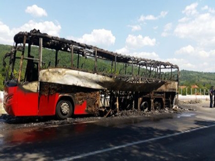 Niko od putnika i vozača nije povređen. Foto: Milica Ivanović