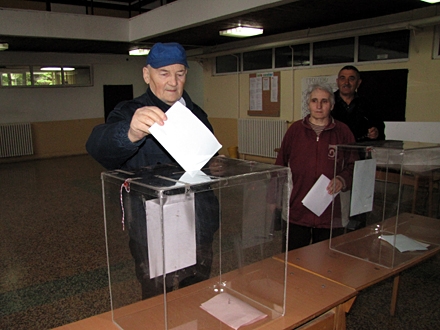 Građani Vranja na biralištima; Foto: D: Ristić