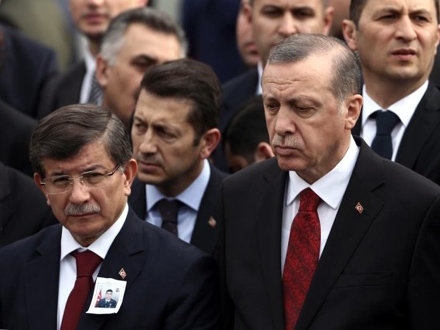 Davutoglu i Erdogan, sve veći sukobi; Foto: AP