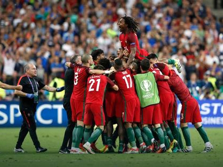 Prva titula šampiona Evrope za Portugal; Foto: Reuters