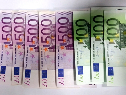 Oduzeto ukupno 56.000 evra; FOTO: Uprava carina