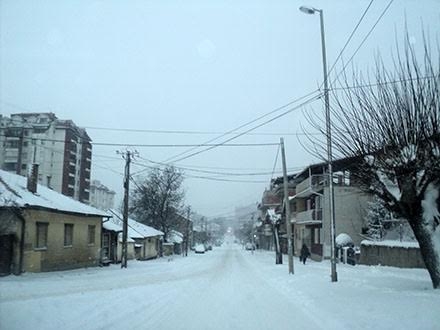 Sneg pravi probleme i urbano i ruralno FOTO OK Radio 
