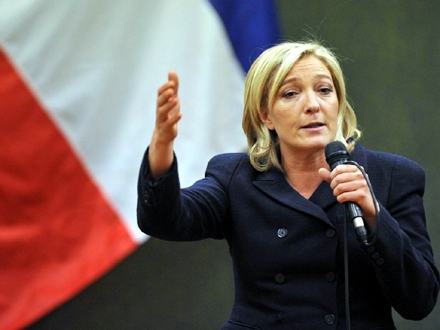 Marin Le Pen za franak umesto evra FOTO: AFP