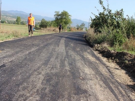 Da li će i Žapsko dočekati nov asfalt? FOTO: vranje.org.rs