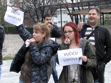 Vranjanke dominirale na protestu FOTO: D. Ristić/OK Radio