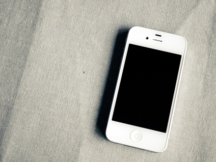 Sporna naredba o privremenom oduzimanju mobilnih telefona FOTO: Free Images