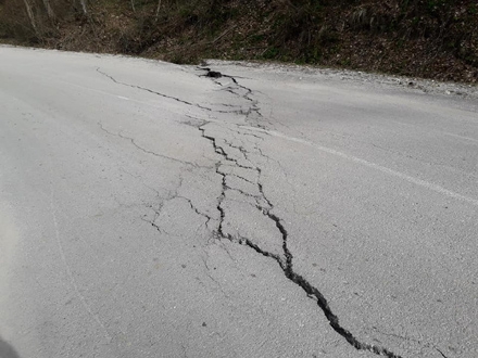Put ka Poljanici oštećen na 13 mesta FOTO: Facebook/Poljanica i klisura