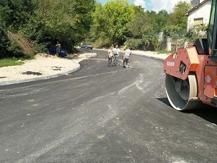 Finiš asfaltiranja za vikend FOTO: vranje.org.rs