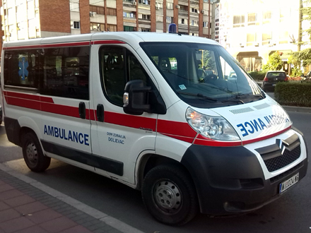 U Nišu je bilo posla i za lekare Hitne pomoći i za policajce FOTO: OK Radio