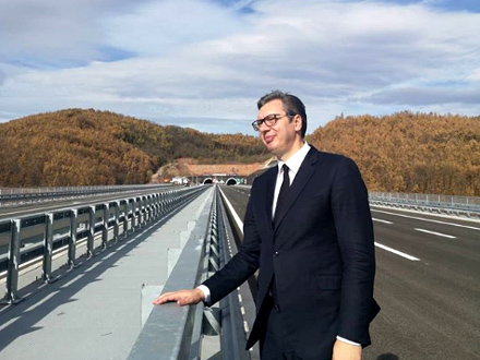 Vučić: Izgradnju Koridora finansirali građani Srbije FOTO: Instagram/buducnost srbije