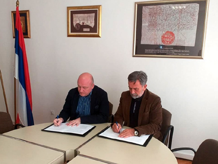 Potpisivanje protokola o saradnji FOTO: vranje.org.rs
