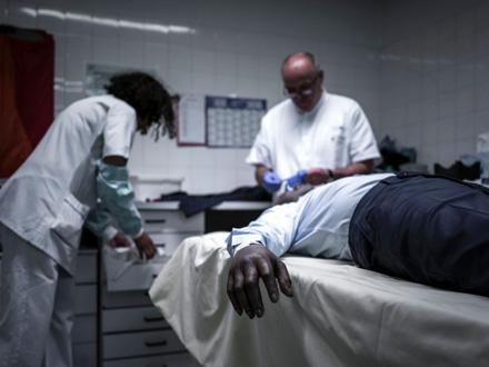 Samo autopsijom se utvrđuje uzrok smrti FOTO: AFP/Getty Images