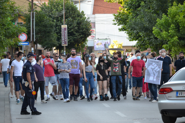 Demonstranti na ulicama Vranja. Foto: G.Mitić/OK Radio