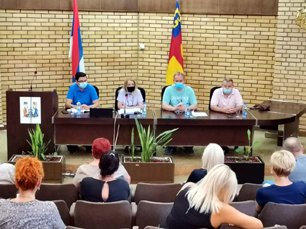 Sastanak u sali Skupštine grada FOTO:vranje.org.rs