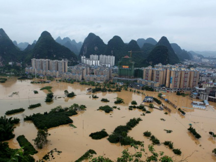 Kineski grad Ljudžou pod vodom FOTO:EPA-EFE