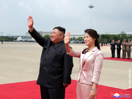 Kim Džong Un sa suprugom, juna 2019. godine FOTO: EPA-EFE