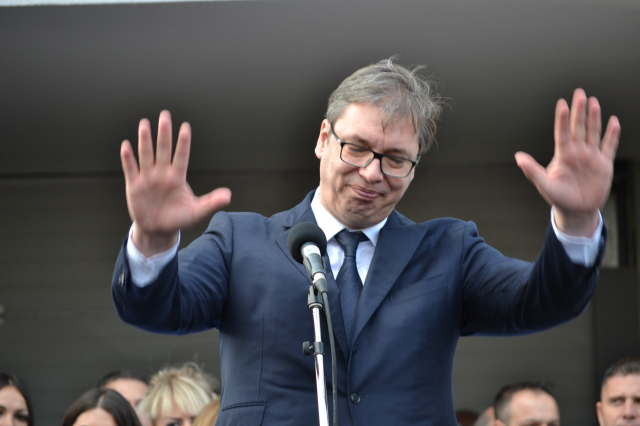 Vučić otvorio hiruški blok