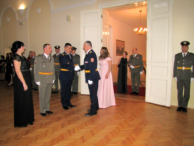 Pred premijeru Nastojnika Harolda Pintera