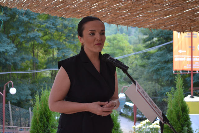 Ana Brnabić obišla stanove za pripadnike službi bezbednosti