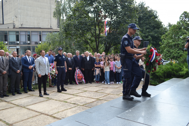 7.septembar polaganje venaca i cveća