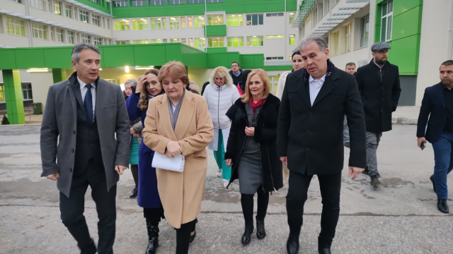 Ministarka Popović, Eparhija vranjska