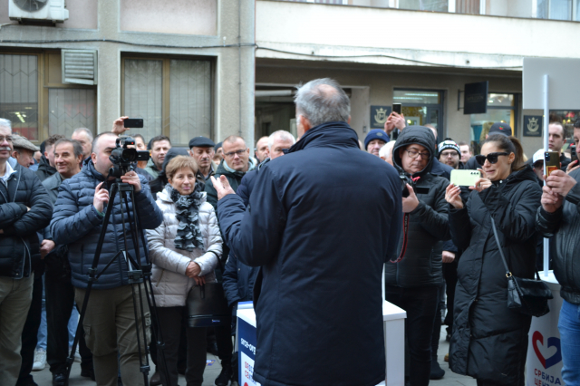 Najava premijere dečije predstave Crvenkapa