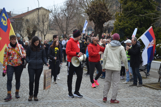 Ispraćaj studenata u Niš