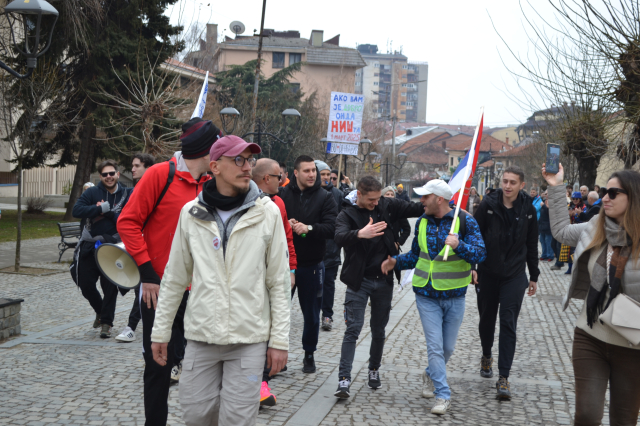 Ispraćaj studenata u Niš