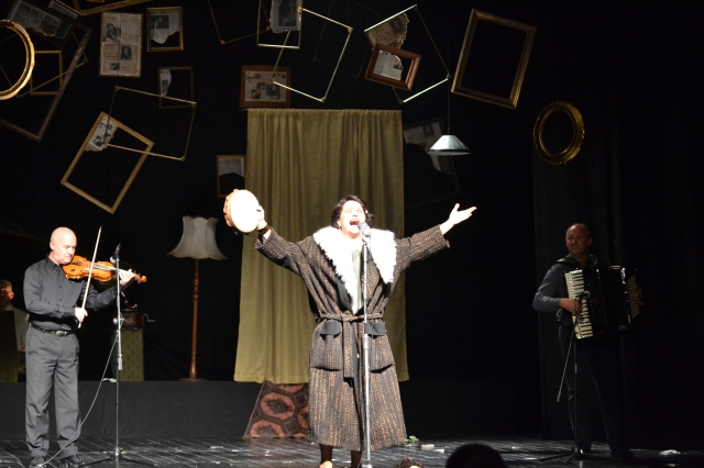 Pevanje i ćutanje Sofke Nikolić