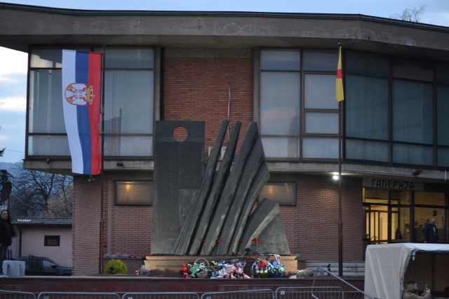 Polaganje cveća povodom godišnjice Nato agresije