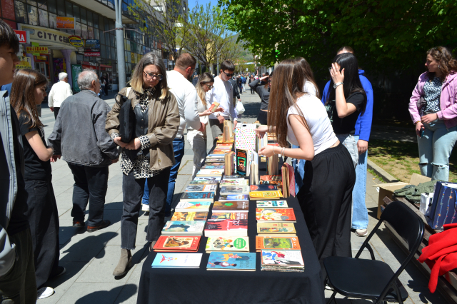 Humanitarna akcija „Čaršijska biblioteka“
