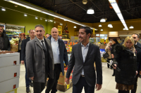 Poseta ministra Momirovića Leon marketu